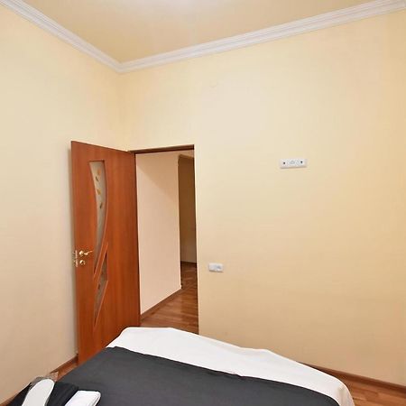 Teryan 68/3 2 Apartamento Erevan Exterior foto