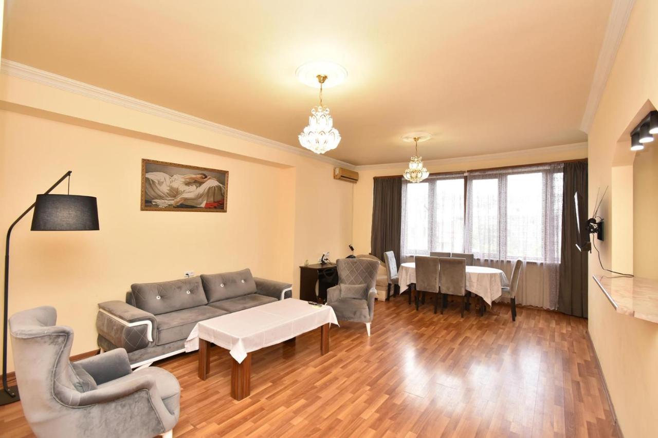 Teryan 68/3 2 Apartamento Erevan Exterior foto